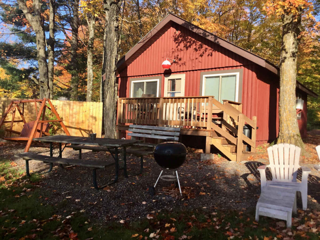 cabin1_exterior